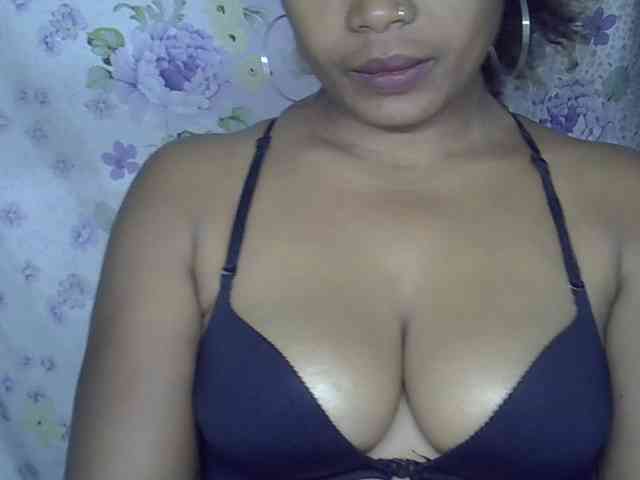 Sexywife1 webcam