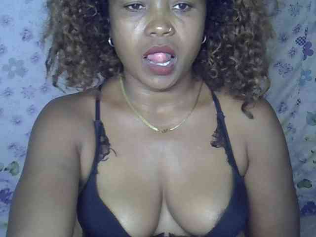 Sexywife1 webcam