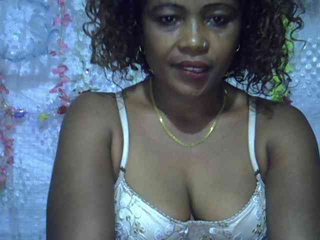 Sexywife1 webcam