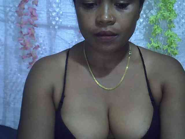Sexywife1 webcam