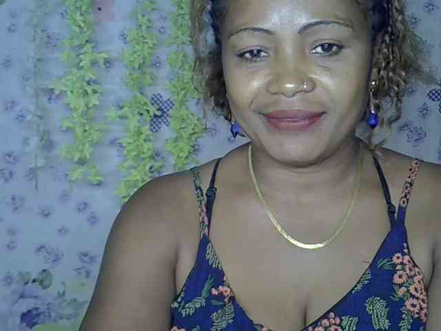 Sexywife1 webcam