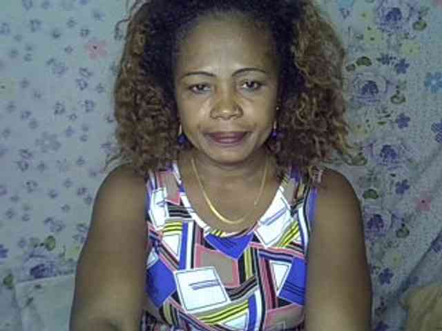 Sexywife1 webcam