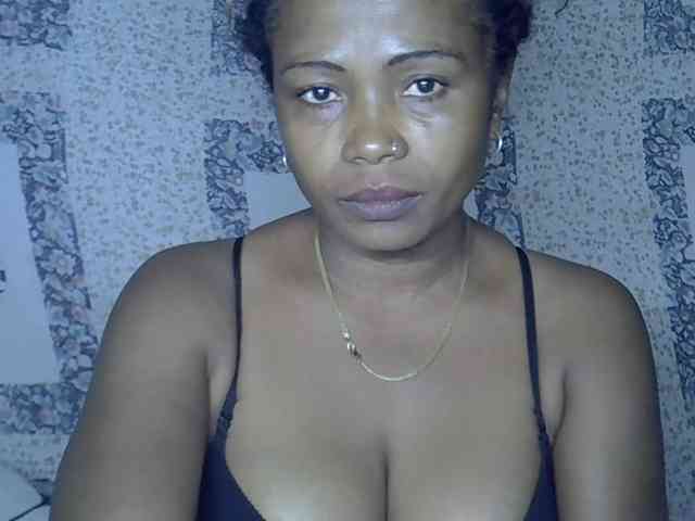 Sexywife1 webcam