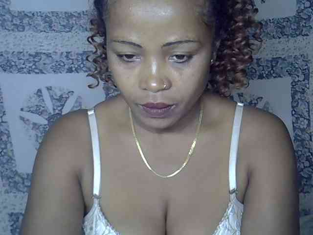 Sexywife1 webcam
