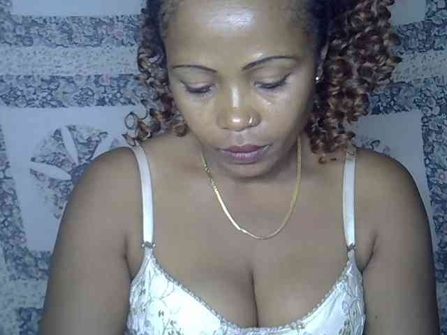 Sexywife1 webcam