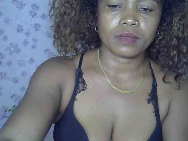 Sexywife1 webcam