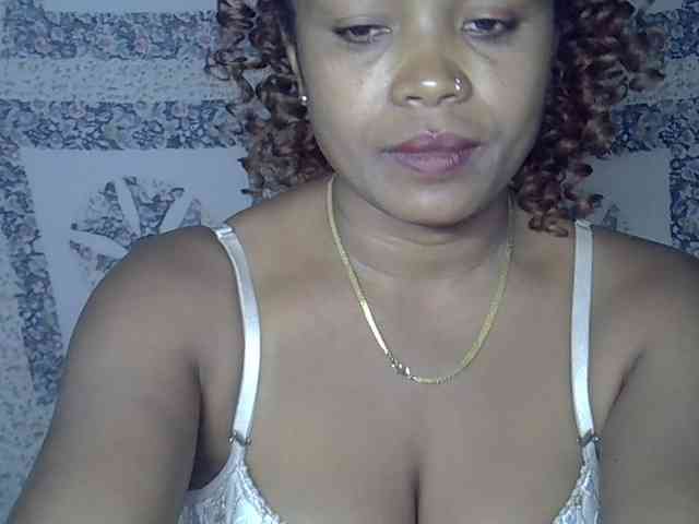 Sexywife1 webcam