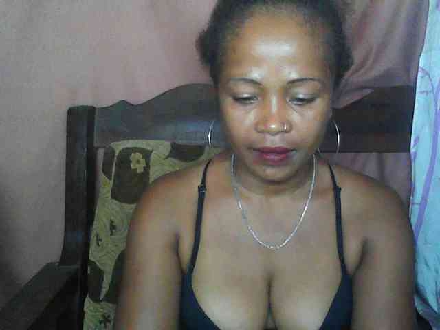 Sexywife1 webcam