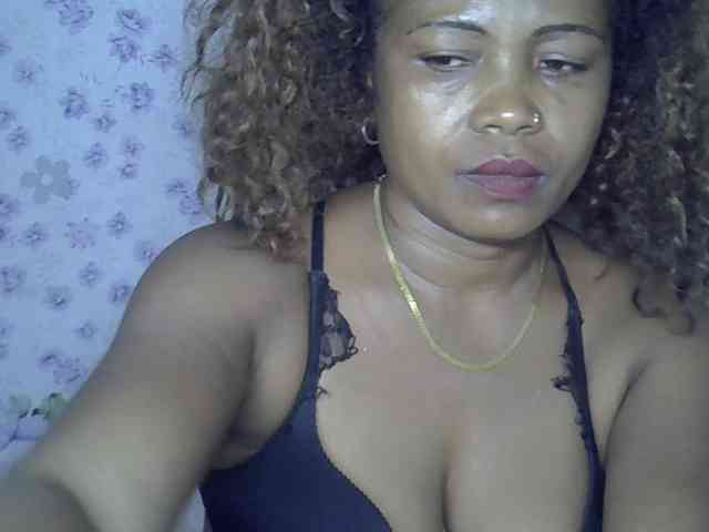 Sexywife1 webcam