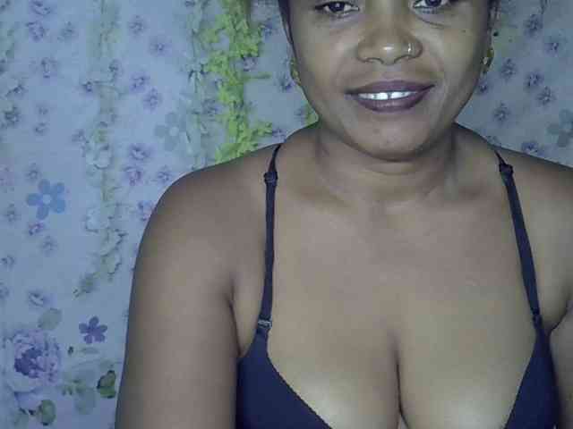 Sexywife1 webcam