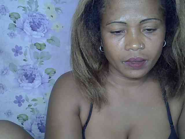 Sexywife1 webcam