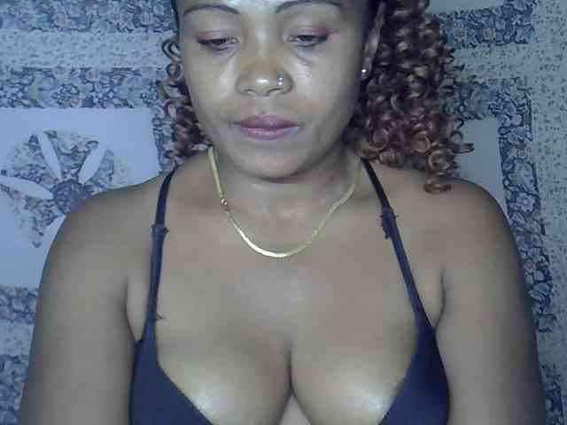Sexywife1 webcam