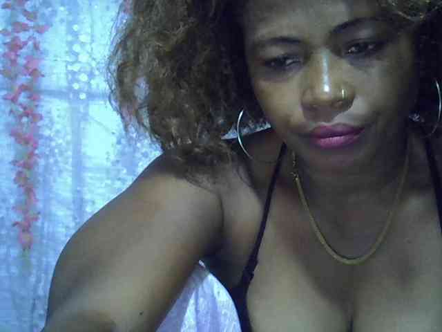 Sexywife1 webcam