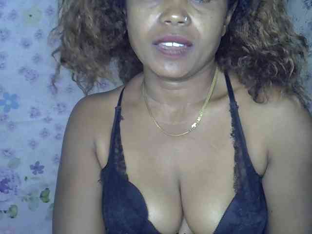 Sexywife1 webcam