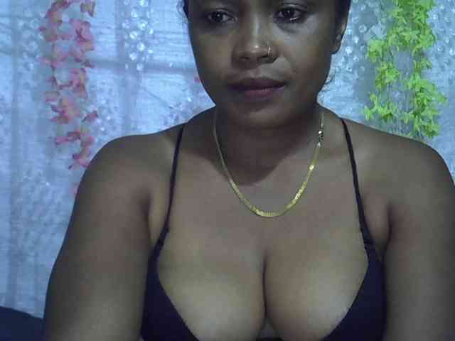 Sexywife1 webcam