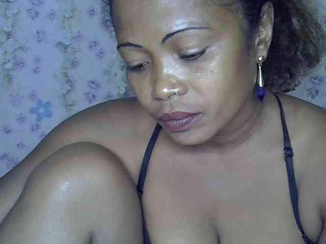 Sexywife1 webcam
