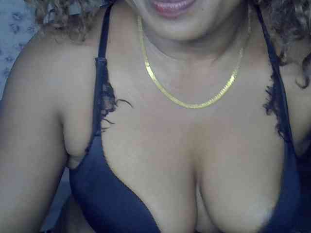 Sexywife1 webcam