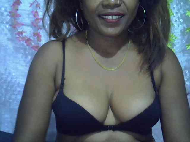 Sexywife1 webcam