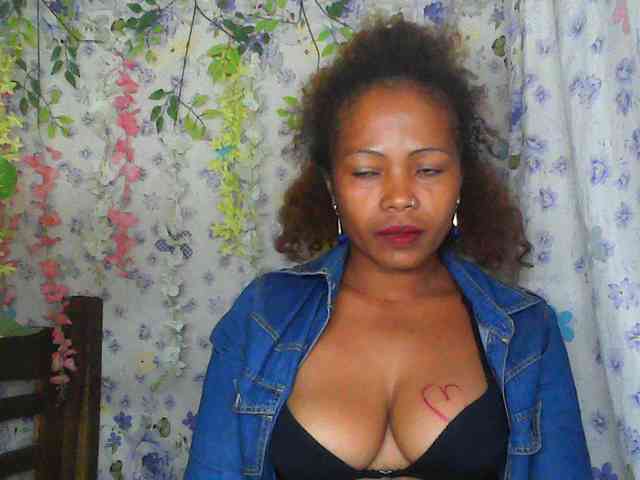 Sexywife1 webcam