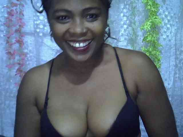 Sexywife1's webcam live show