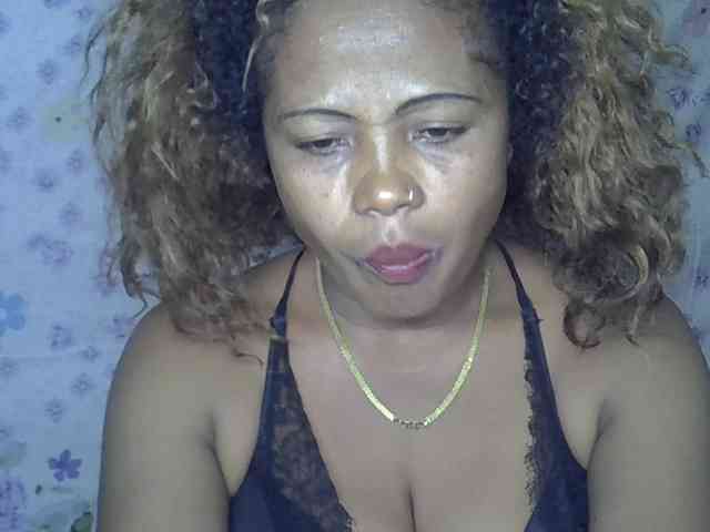 Sexywife1 webcam