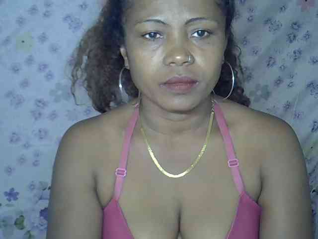 Sexywife1 webcam