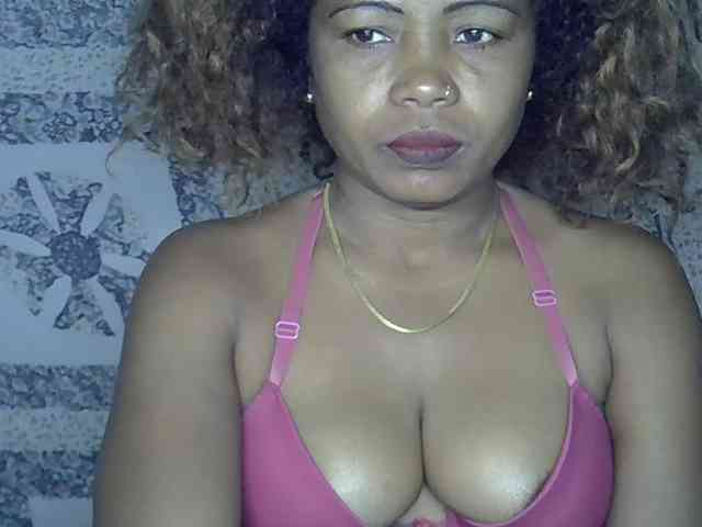 Sexywife1 webcam