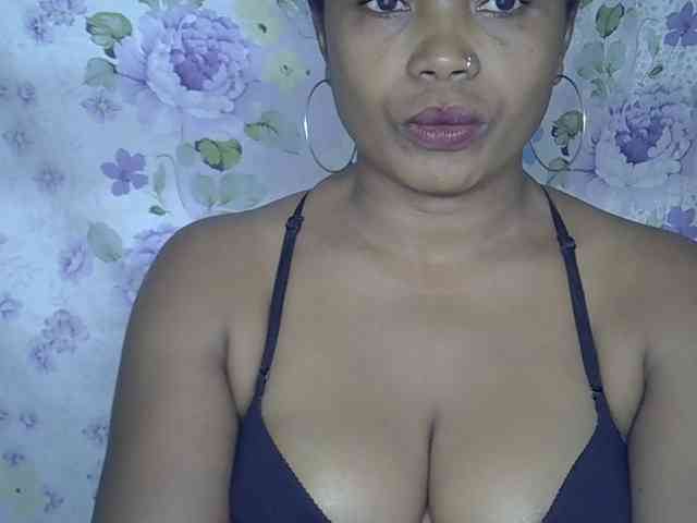 Sexywife1 webcam
