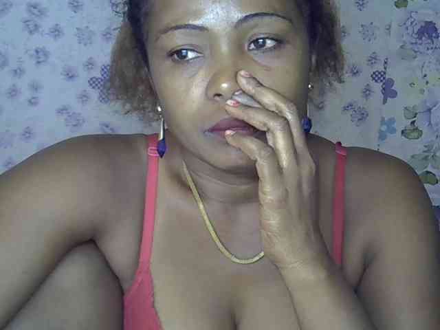 Sexywife1 webcam