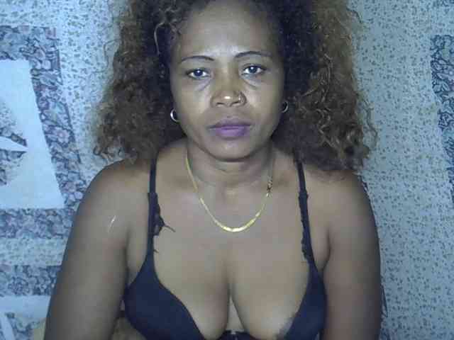 Sexywife1 webcam