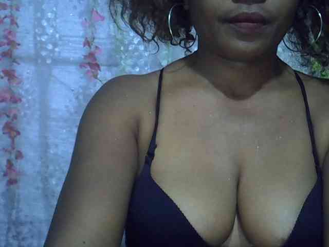 Sexywife1 webcam