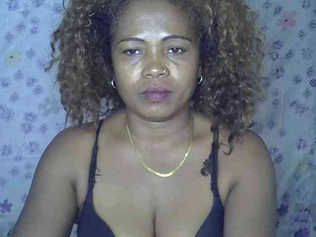 Sexywife1 webcam