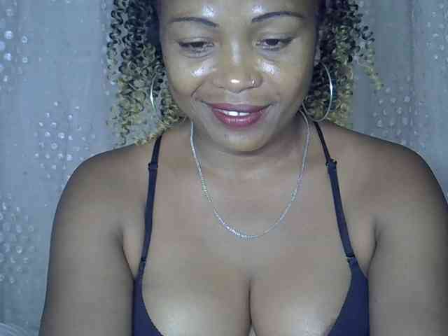 Sexywife1 webcam