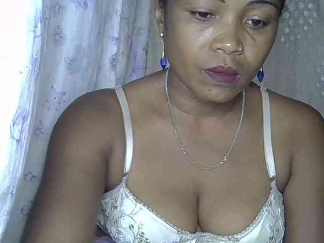 Modèle: Sexywife1