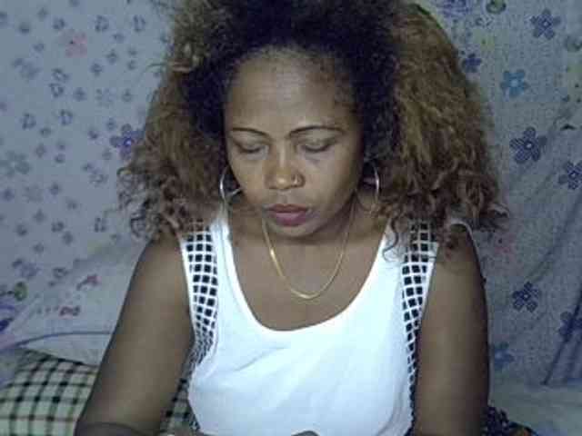 Sexywife1 webcam