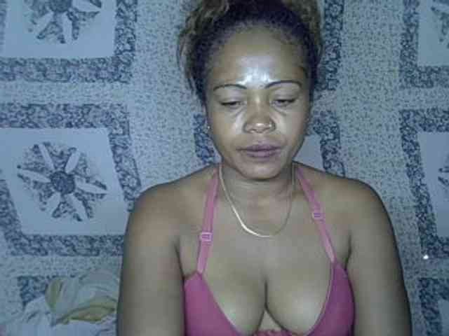 Sexywife1 webcam
