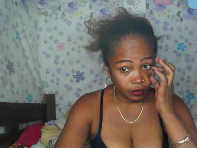 Sexywife1 webcam