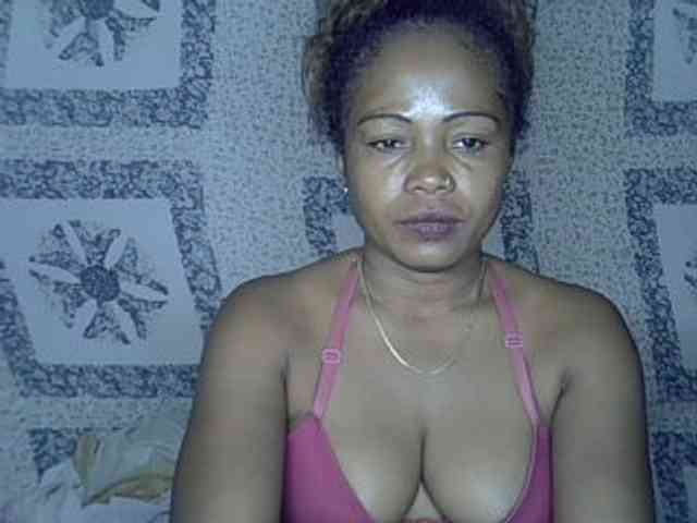 Sexywife1 webcam