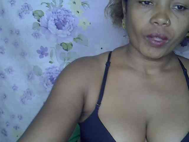 Sexywife1 webcam