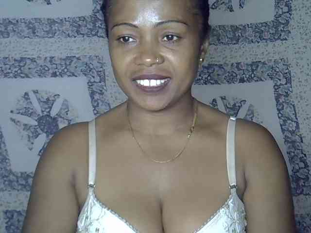 Sexywife1 webcam