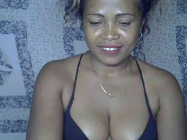 Sexywife1 webcam