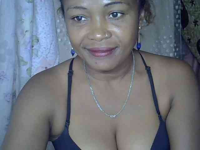 Sexywife1 webcam