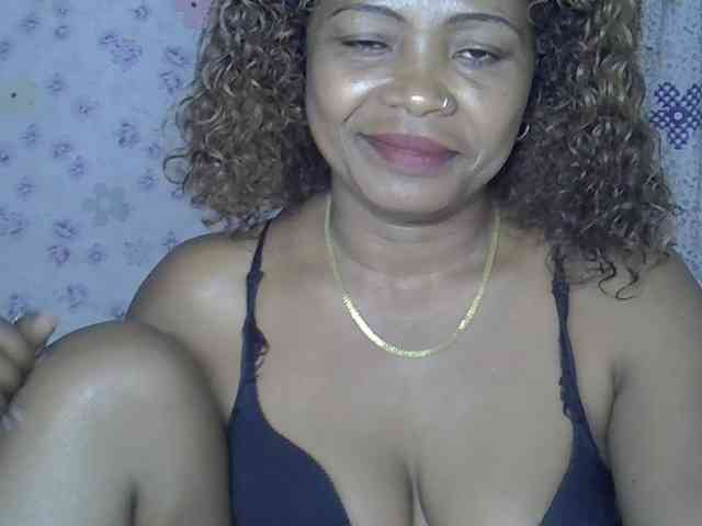 Sexywife1 webcam