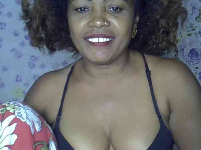 Sexywife1 webcam
