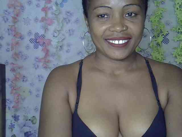 Sexywife1 webcam
