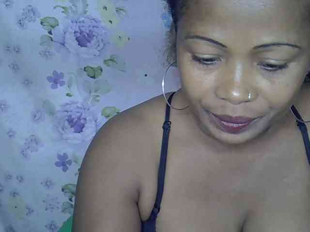 Sexywife1 webcam