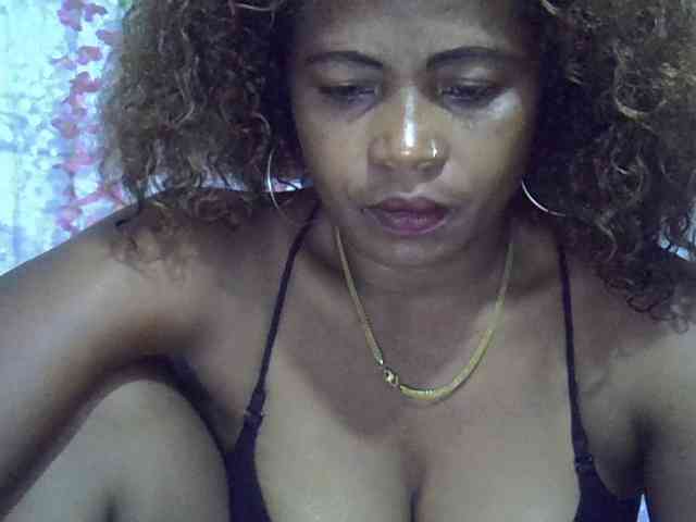 Sexywife1 webcam
