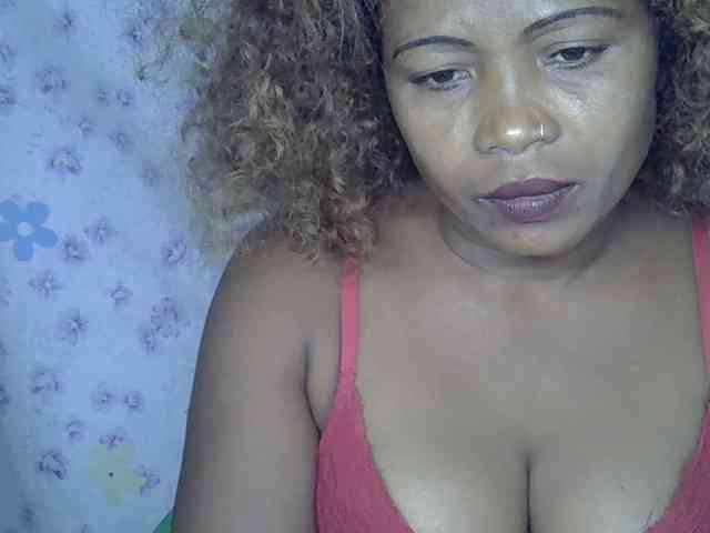 Sexywife1 webcam