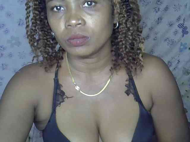 Sexywife1 webcam