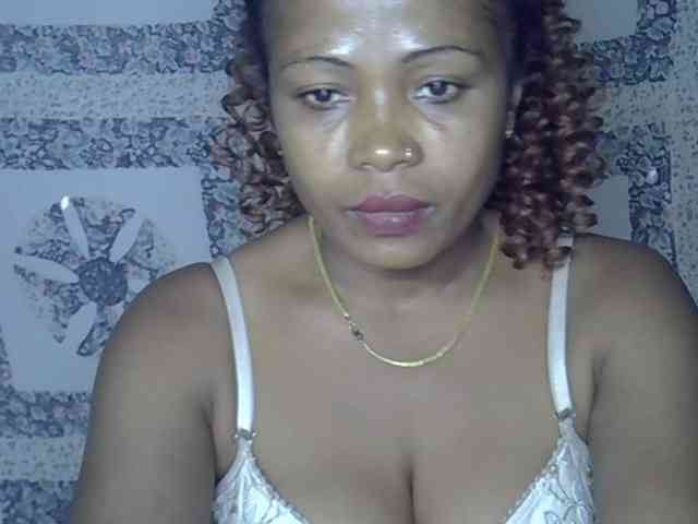 Sexywife1 webcam